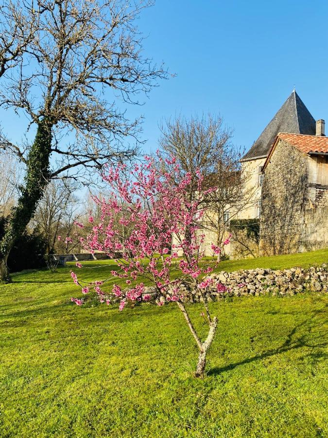 Maison Du Roc Champagnac-de-Bélair Exterior foto